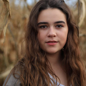 Meet your Posher, Cassia